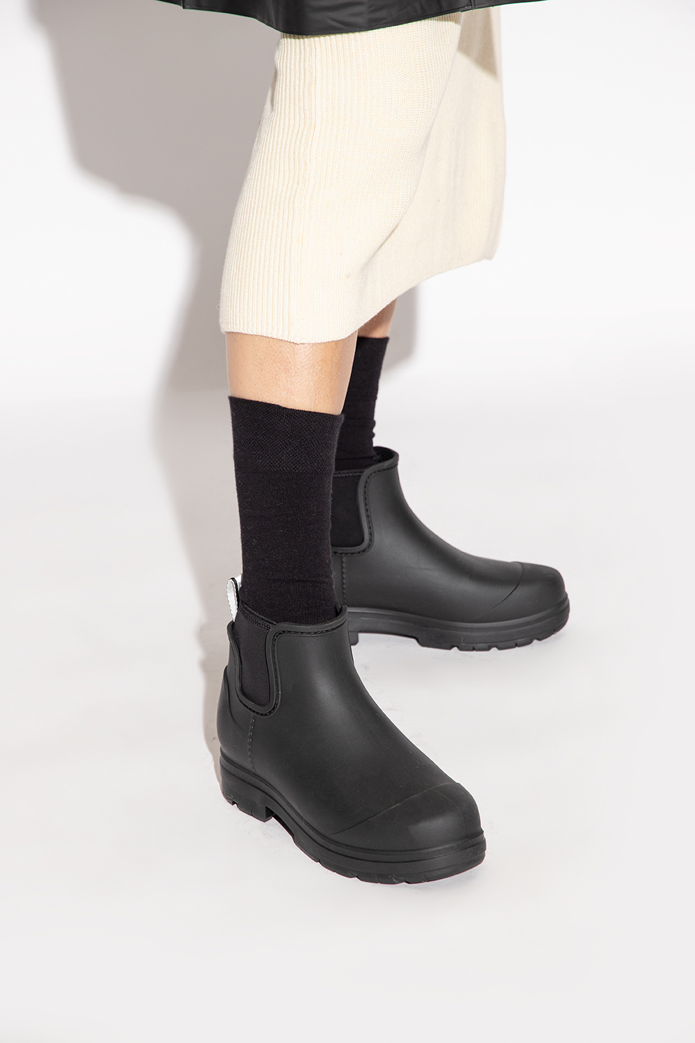 Ugg matte black hot sale rain boots